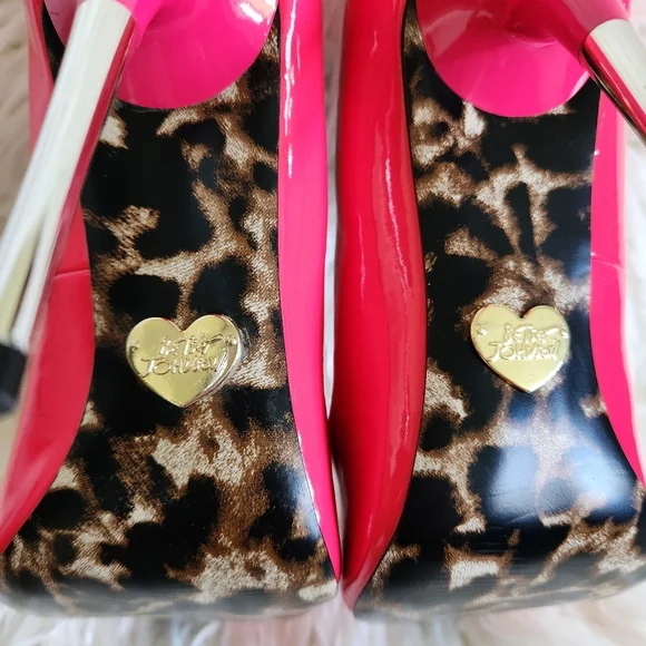 Betsy Johnson Pink Stiletto Pump Size 6.5 Limited Edition